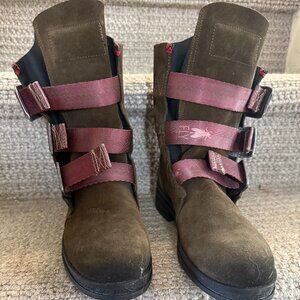 FLY London Kiff Womens Boots Brown Leather w/Pink Buckle -  Size 41